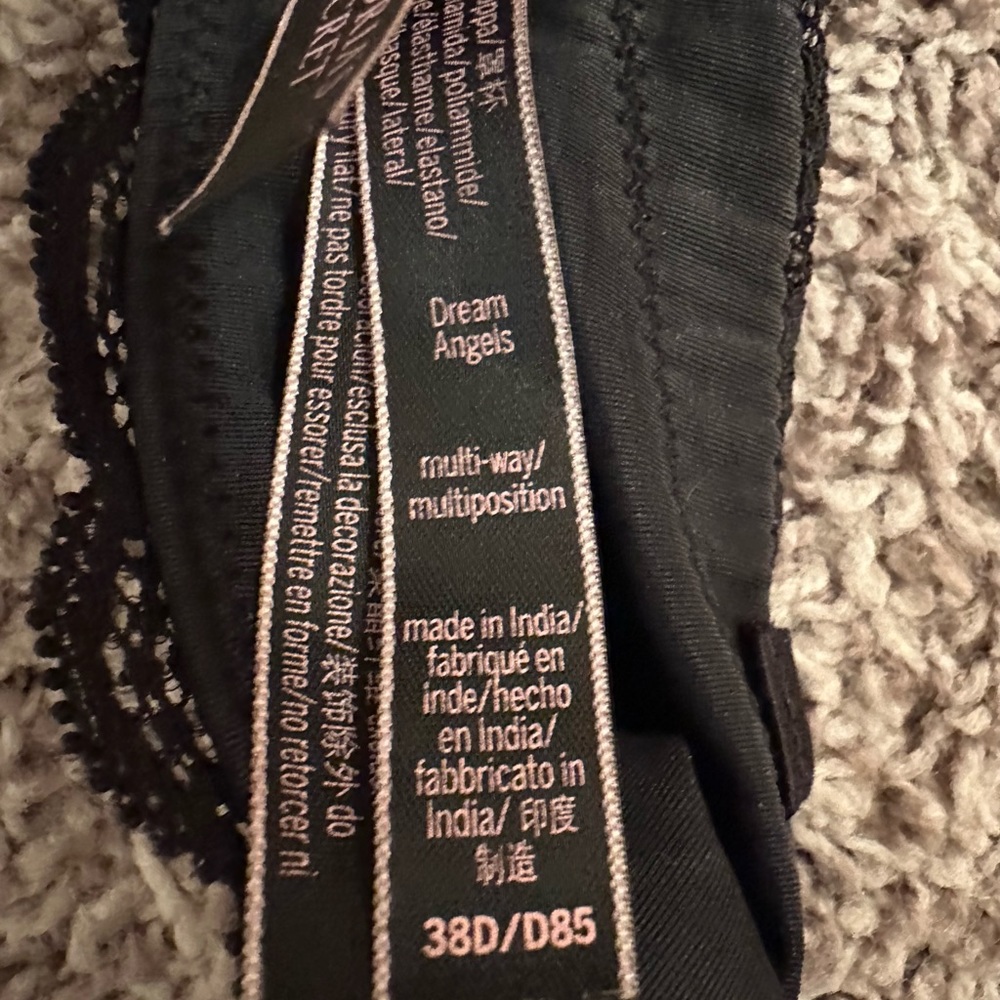Victoria’s Secret bra size 38D strapless black - Picture 3 of 3